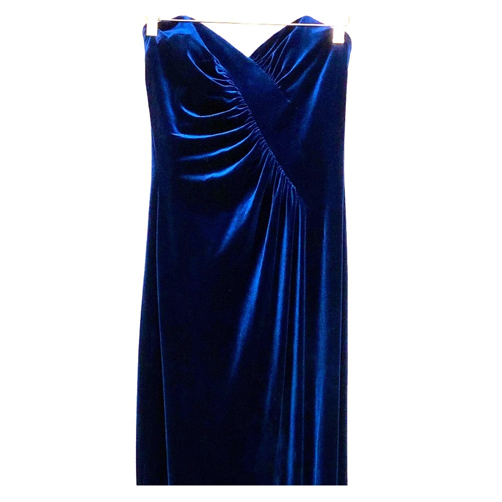 David Meister, Blue velvet strapless formal dress